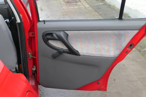 1x Polo 6N Türverkleidung Verkleidung Tür hinten rechts 4/5-Türer schwarz Griff