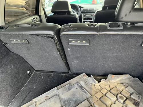 VW Passat 3B 3BG Kombi Sitz Rückbank Rücksitzbank Sitzfläche Sitze Leder schwarz (180377)