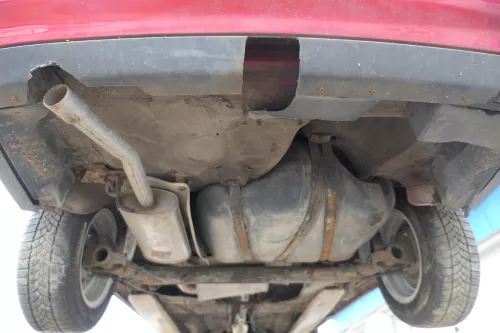 VW Passat 3A 35i Kombi Stoßstange hinten Heckstoßstange Stoßfänger rot LY3D (180452)