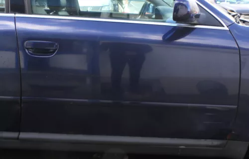 Audi A6 4B C5 Tür nur Türblatt vorne rechts Beifahrertür blau LZ5T