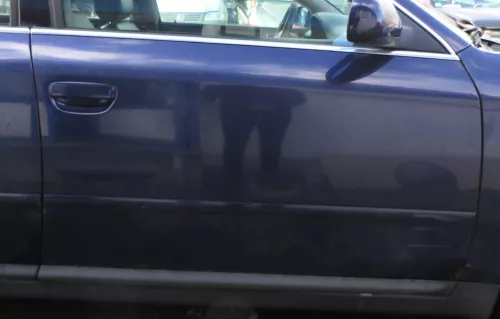 Audi A6 4B C5 Tür nur Türblatt vorne rechts Beifahrertür blau LZ5T