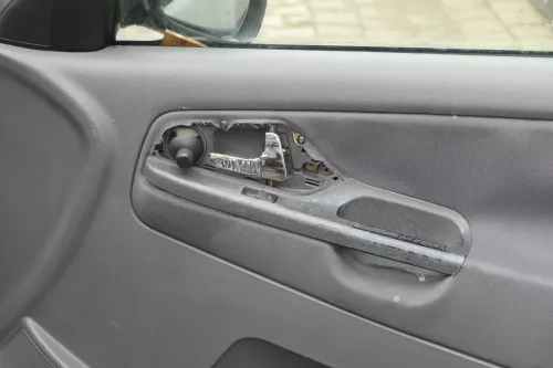 1x Seat Ibiza 6K Türverkleidung Verkleidung Tür vorne rechts 4/5-Tür Facelift (180557)