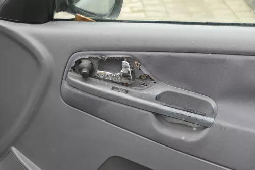 1x Seat Ibiza 6K Türverkleidung Verkleidung Tür vorne rechts 4/5-Tür Facelift (180557)