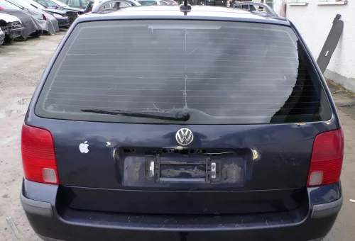 VW Passat 3B Kombi Variant Heckklappe Klappe hinten mit Scheibe blau LN5Y