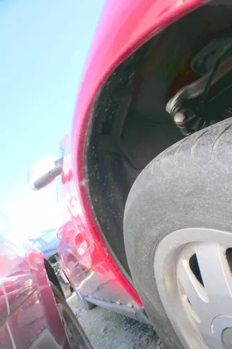 Audi A4 B5 (ab ca Ende1999 Facelift) Kotflügel vorne rechts rot LY3H (180688)