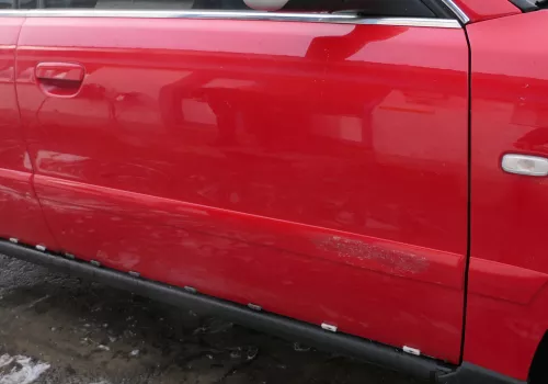 Audi A4 B5 Tür vorne rechts rot LY3H (Leiste+Griff beachten) Facelift (180691)