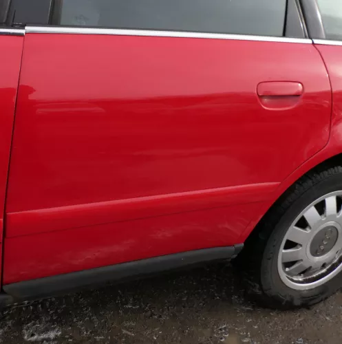 Audi A4 B5 Tür nur Türblatt hinten links rot LY3H - Facelift (180697)