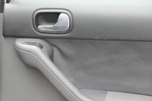 1x A3 8L Türverkleidung Verkleidung Tür hinten rechts 4/5-Türer onyx / schiefer (180799)