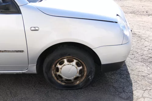 VW Lupo Kotflügel vorne rechts silber LA7W