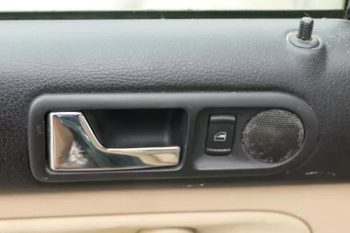 1x VW Golf 4 1J Kombi Türverkleidung Verkleidung Tür hinten links hellbeige besc (181050)