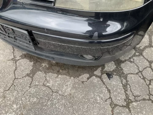 Seat Arosa 6H Stoßstange Frontstoßstange vorne schwarz L041 Facelift + Grill (181077)
