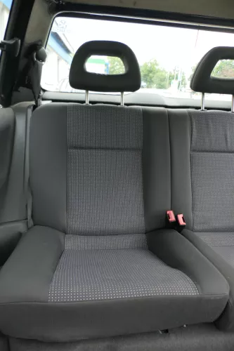 VW Lupo Seat Arosa Sitz Rückbank Sitzfläche für Kopfstützen schwarz (181094)