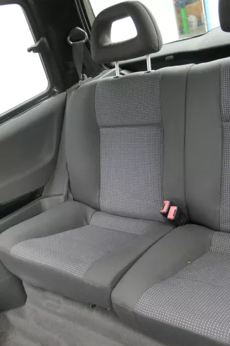 VW Lupo Seat Arosa Sitz Rückbank Sitzfläche für Kopfstützen schwarz (181094)