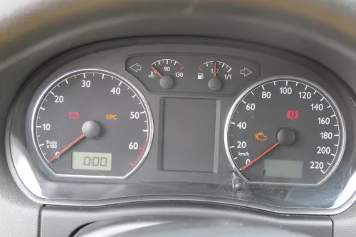 VW Polo 9N Tacho Tachometer Kombiinstrument 229.000km 6Q0920801P 1,2 47kw 40kw (181112)