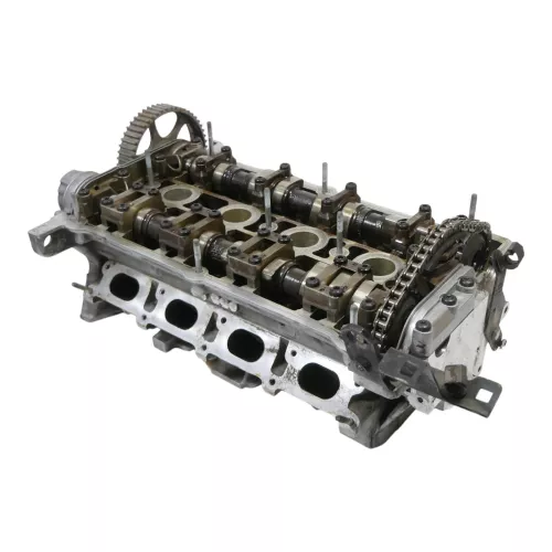 VW Passat 3B A4 Zylinderkopf mit Nockenwellen Ventile AJQ 1,8T APU (181161)