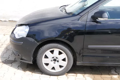 VW Polo 9N3 Kotflügel vorne links schwarz L041