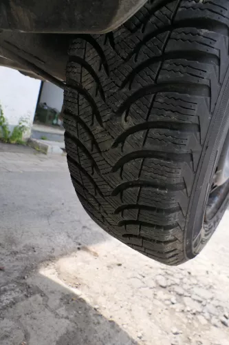 2x Polo 6R 9N Ibi Felgen 185/60 R15 88T Winterreifen M+S Reifen 6,5-7mm (181275)