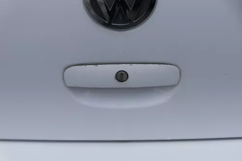 VW Polo 9N 9N3 Griff Heckkklappe Heckklappengriff weiß LB9A