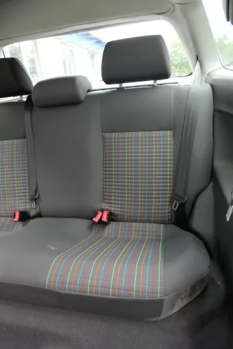 VW Polo 9N 9N3 Sitz Rückbank Sitzfläche Sitze 3 Punkt Gurt hinten mit Kopfstütze (181307)