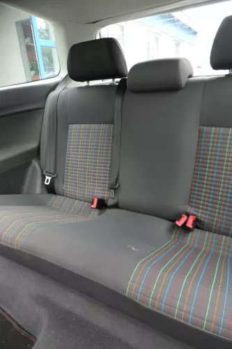 VW Polo 9N 9N3 Sitz Rückbank Sitzfläche Sitze 3 Punkt Gurt hinten mit Kopfstütze (181307)