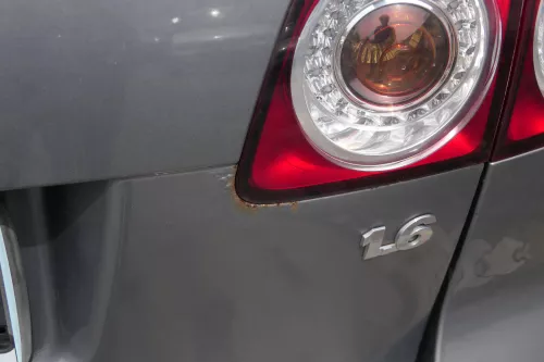 VW Golf Plus 5M + 521 Heckklappe hinten Kofferraumklappe + Scheibe grau LA7T (181337)