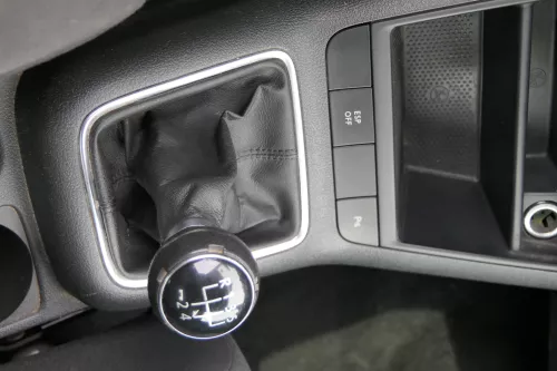 VW Golf Plus 5M Schaltknauf Schaltsack Schaltung Schaltknüppel 5-Gang 5M0711113R (181364)