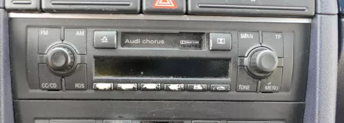 Audi A4 8E Radio Audi Kasette Original chorus inkl. Code 8E0035152 8E0 035 152 L