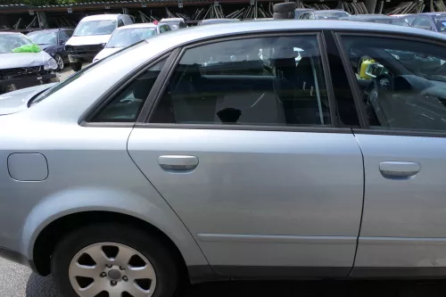 Audi A4 B6 8E nur Türblatt Tür hinten rechts blau LY7R Kombi+Limo