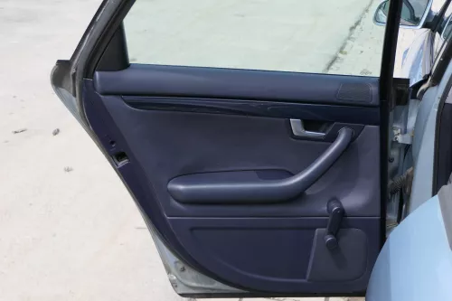 1x A4 8E B6 Türverkleidung Verkleidung Tür hinten links blau maritimblau