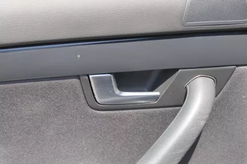 A4 8E B6 Dekor Leisten Türverkleidung Verkleidung Tür vorne +hinten schwarz (181504)