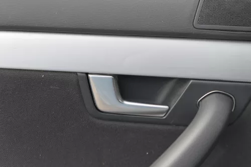 1x A4 8E B7 Türverkleidung Verkleidung Tür hinten links soul schwarz (181558)