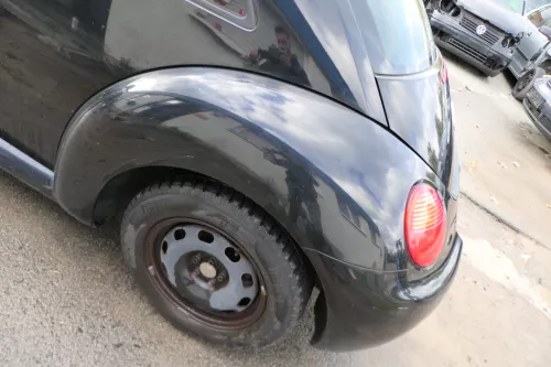 VW New Beetle 9C Kotflügel hinten links schwarz L041 1C0821301F