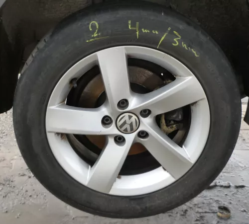 1x VW Passat 3C B7 Alufelge Felge 3AA601025A 7x16H2 ET45 5x112 Barcelona  2