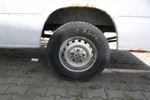 4x LT 35 2D Felge Stahlfelge Reifen Winterreifen 225/70 R15 C 112/110R 7-8mm (182049)