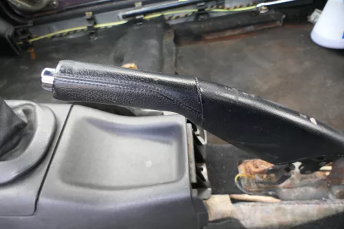 VW Golf 3 / 4 Cabrio 1E Handbremse Feststellbremse Leder schwarz (182088)