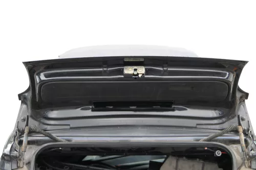 VW Golf 4 1E Cabrio Heckklappe Kofferraumklappe hinten Klappe schwarz LC9Z (182164)