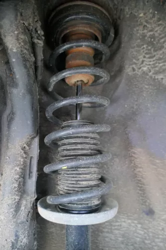 2x VW Golf 3 1H 1E Cabrio Federbein Stoßdämpfer hinten rechts + links 