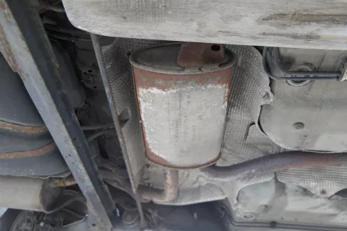 A4 B5 Auspuff Endschalldämpfer + Mittelschalldämp Endtopf 1,9 TDI 1Z AFF AHU (182216)