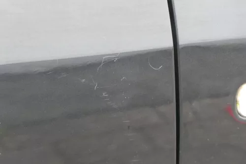 Skoda Fabia 6Y Kombi Limousine Tür vorne rechts Beifahrertür schwarz LF9R (182294)