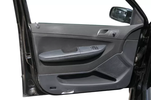 1x Fabia 6Y Kombi Türverkleidung Verkleidung Tür vorne links schwarz onyx