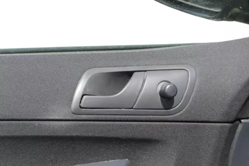 1x Fabia 6Y Kombi Türverkleidung Verkleidung Tür vorne links schwarz onyx (182301)