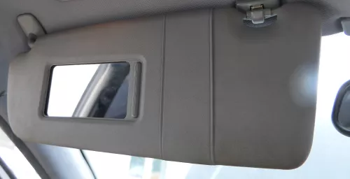 Audi A3 8L Sonnenblende vorne links platin grau 8D0857551H 86K