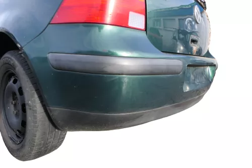 VW Golf 4 Limousine Stoßstange hinten Heckstoßstange Stoßfänger grün LC6M (182575)