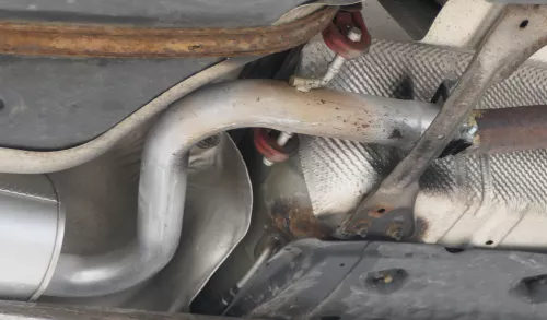 VW Touran Auspuff Endschalldämpfer hinten 2,0 FSI Motor BLX BMY BLR Mittelschall (182615)