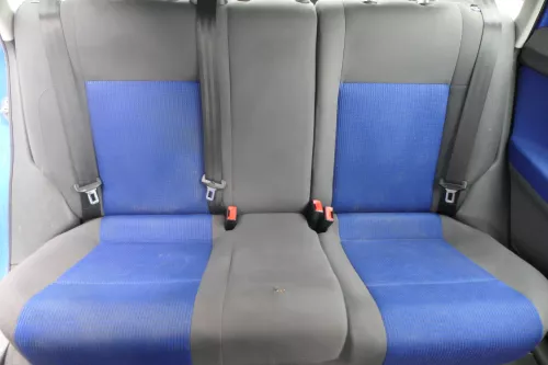 VW Polo 9N 9N3 Sitz Rückbank Sitzfläche Sitze 3 Punkt Gurt hinten blau OHNEKopf (182739)