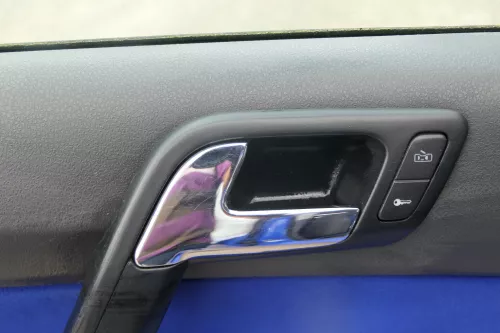 1x VW Polo 9N 9N3 Türverkleidung Verkleidung Tür vorne links  4/5-Türer  blau (182745)