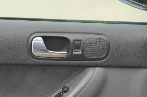 1x Audi A3 8L Türverkleidung Verkleidung Tür vorne links 2/3-Türer onyx/schiefer (182765)