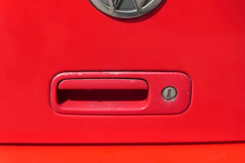 Polo 6N2 Heckklappe Klappe hinten Kofferraumklappe rot LP3G Scheibe ohneAnbautei (182791)