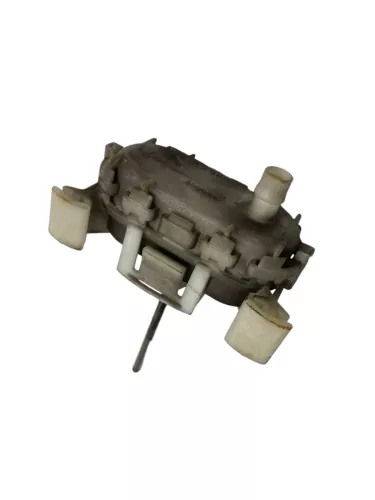 Audi 80 A6 4A A8 Stellmotor Öffnen Tankklappe Tank Tankverschluß 4A0862153A