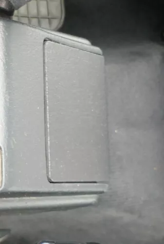 Audi 80 8C Aschenbecher hinten 893857405